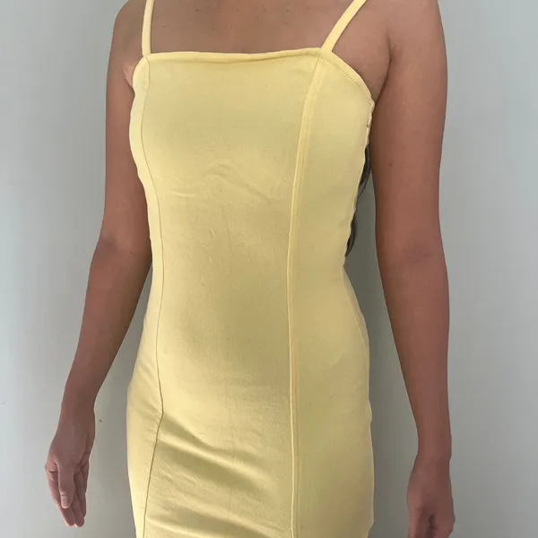 H&M Streetwear Casual Bodycon dress Wanita yellow photo 1