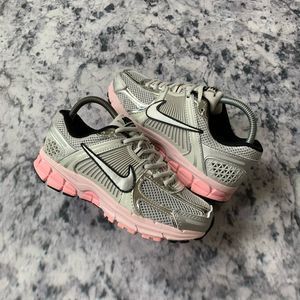 Nike Zoom Vomero 5 Silver Pink