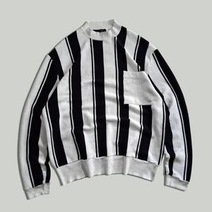 Zara Streetwear Sweater Pria White Black