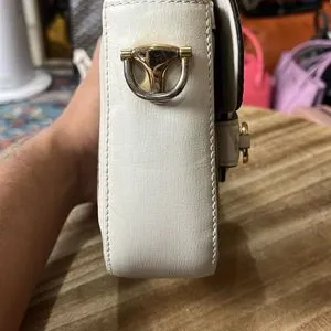 グッチgucci Tシャツ 90サイズ新品未使用タグ付き Amazon | (グッチ) Gucci レディース トップス Tシャツ Logo