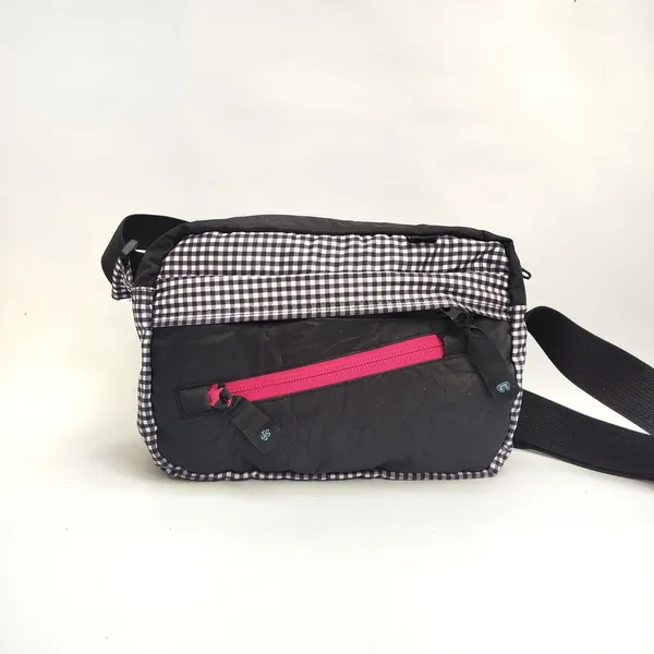 Stussy Streetwear Reworked Bags & purse Wanita pink black photo 1