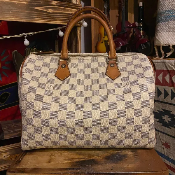 Louis Vuitton Luxury Futurist Bags & purse Wanita white gray photo 1