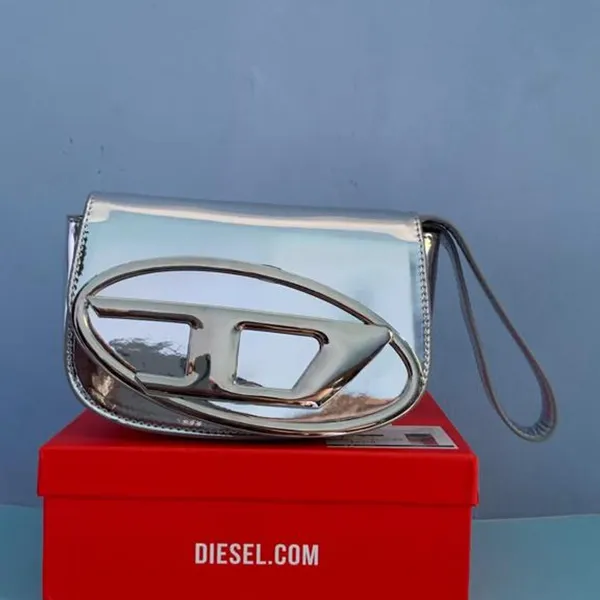 Diesel Bags & purse Wanita silver photo 1