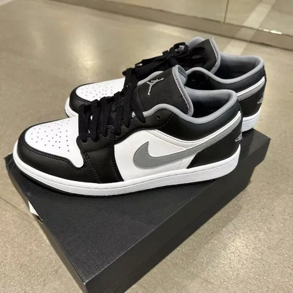 Nike Air Jordan Streetwear Sneakers Wanita black gray photo 1