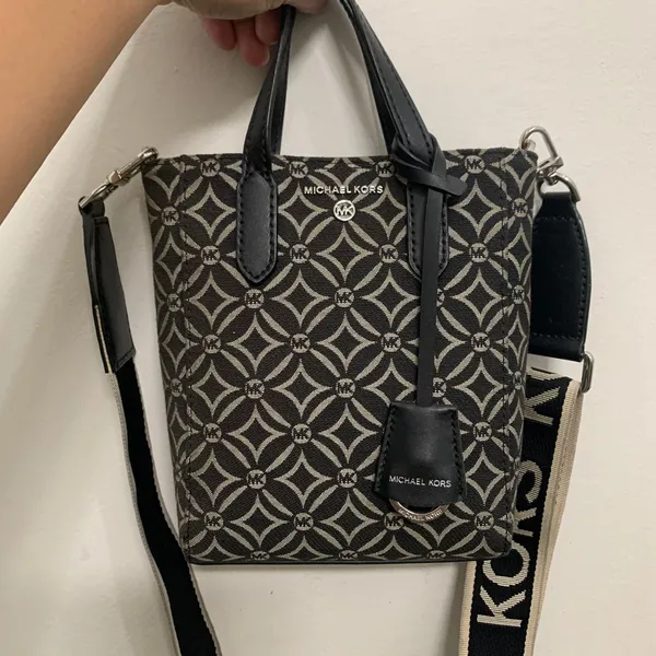 Michael Kors Minimalist Casual Bags & purse Wanita black photo 1