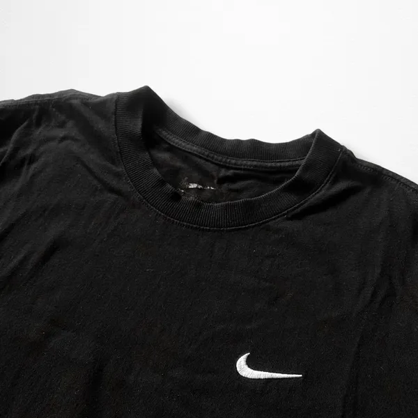 Nike Tshirt size M p69 l50 photo 1