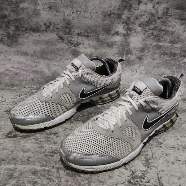 Nike Sportswear Casual shoe Pria gray photo 1