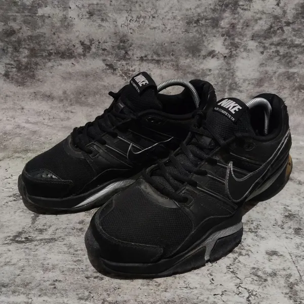 Nike Sportswear Casual shoe Pria black photo 1