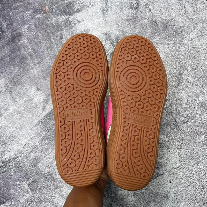 Gum Sole Puma Suede Kaki Puma Streetwear Sneakers Wanita