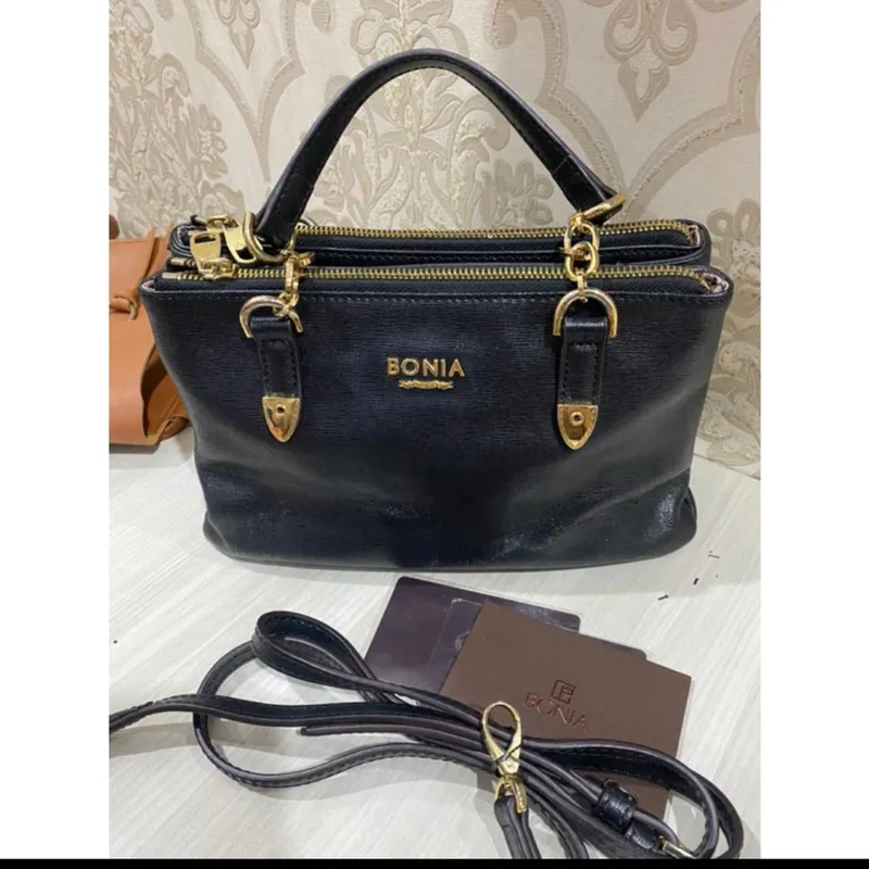 Bonia vintage bag outlet