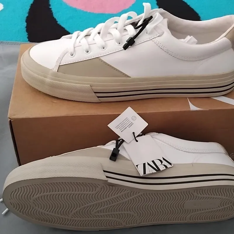 Sepatu Zara Men Shoes ZARA Casual Sneakers Pria White Preloved