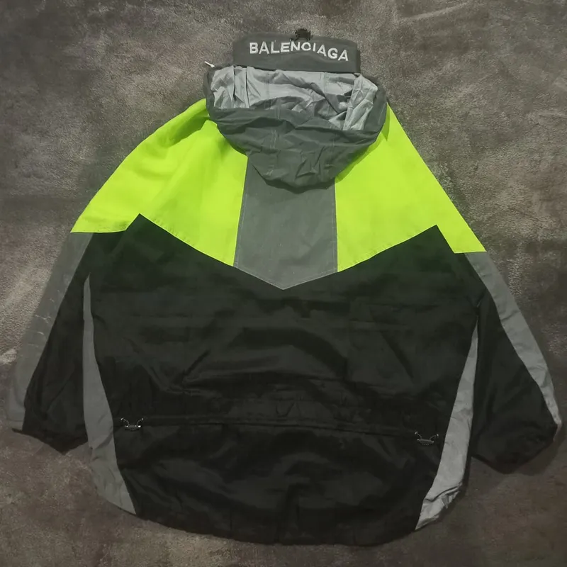 Balenciaga windbreaker green shop