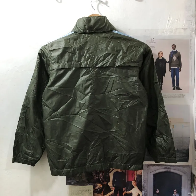 Uniqlo track jacket 2025