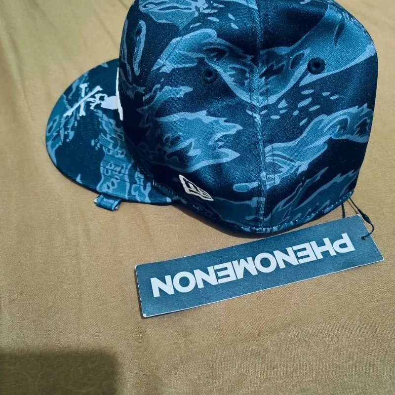 Topi new era x mastermind phenomenom size 7 3/8 new - Preloved
