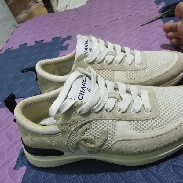 Sepatu Chanel Shoes Beige Black Sepatu Chanel Sneakers Shoes 6218