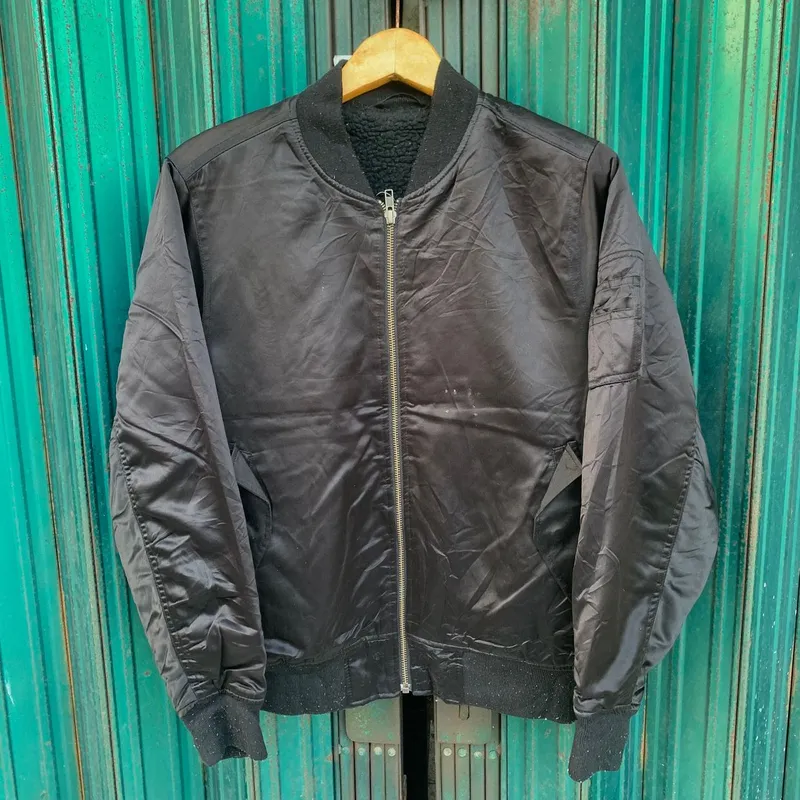 ジャケット・アウター 80s old UNIQLO A-2 real leather bomber 80s old UNIQLO A-2 real leather bomber A2 Leather Jacket - Etsy