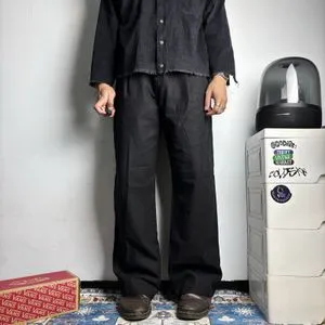 (Size 31/32) Men’s Japan Black Solid Loose Workpants