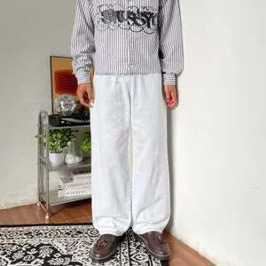 2000’s lighting blue denim baggy jeans