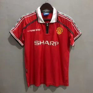 Umbro Vintage Streetwear Jersey Pria red