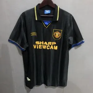 Umbro Vintage Sportswear Jersey Pria black