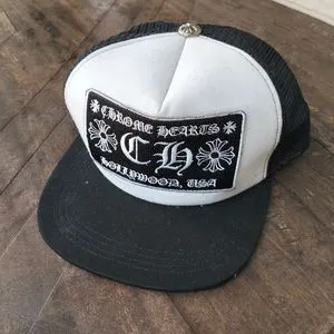 Chrome Hearts Streetwear Luxury Hat Pria white black