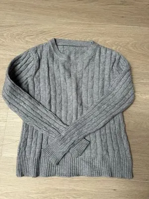 knit grey cardigan