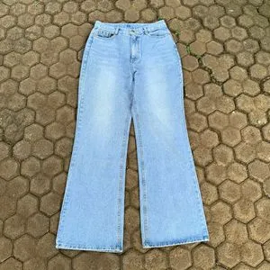 LOWKEY FLARE DENIM By Mostion World