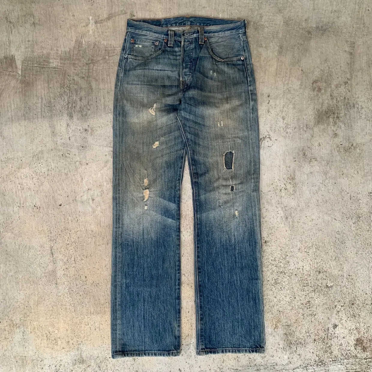 Distressed Levis 501 XX red tab denim jeans pants vintage