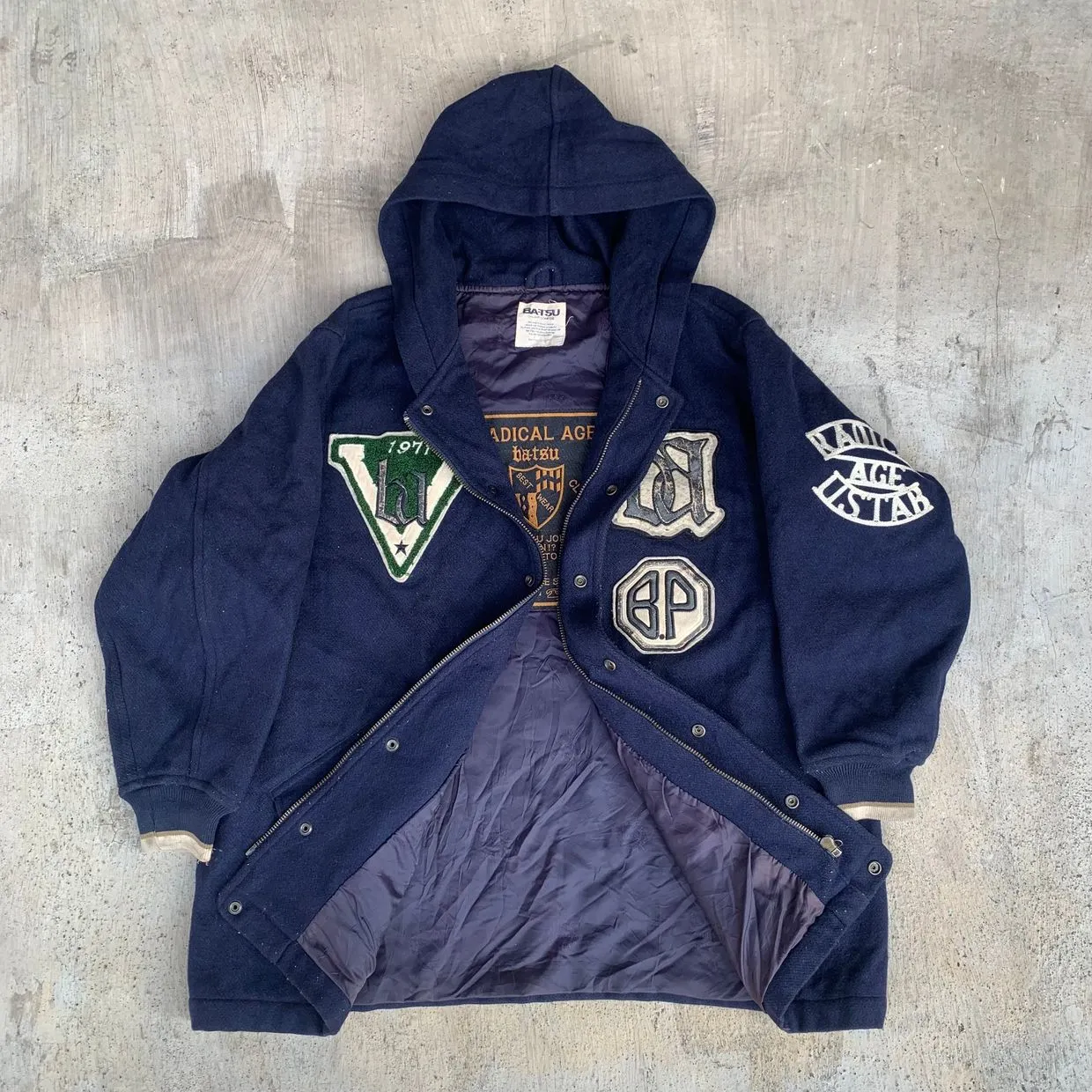 Batsu Studio Vintage Y2K Hoody Pria navy