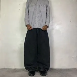 uniqlo baggy jeans
