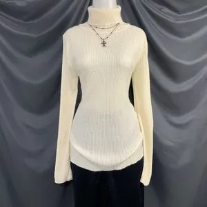UNIQLO (GU) RIB KNIT TURTLE NECK