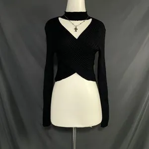 FEKETE OFFICIAL WRAPPED KNIT TOP