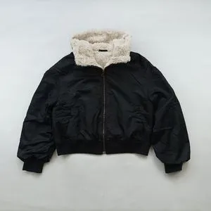 GU winter hooded bomber size L wanita G031