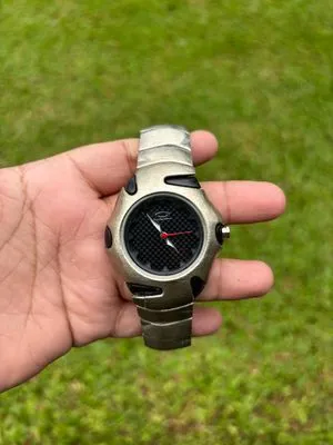 JAM OAKLEY BLADE DIAL HITAM