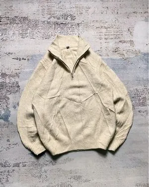 UNIQLO HALFZIP KNIT SWEATER