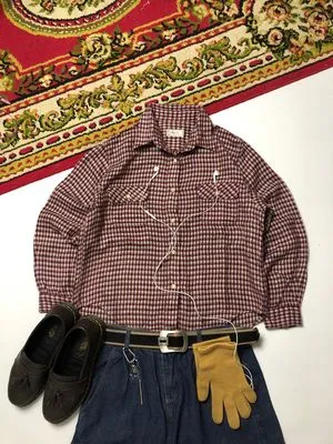 Kemeja Vintage and Retro Soo 90s style, Brand Kemeja Narciss