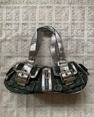 guess denim pockets shoulderbag