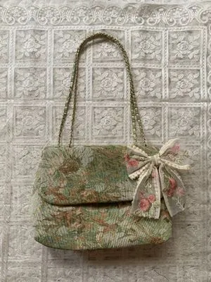 tapestry ribbon floral shoulderbag