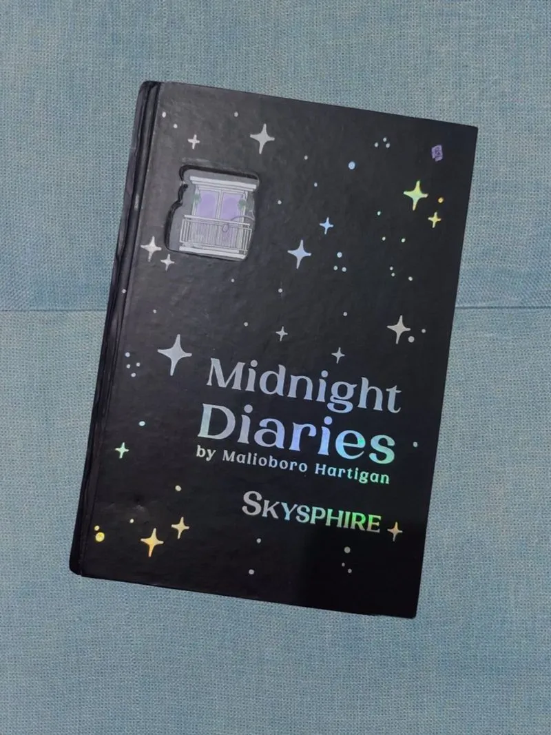 Novel Midnight Diaries by Skyphire Ori photo 1