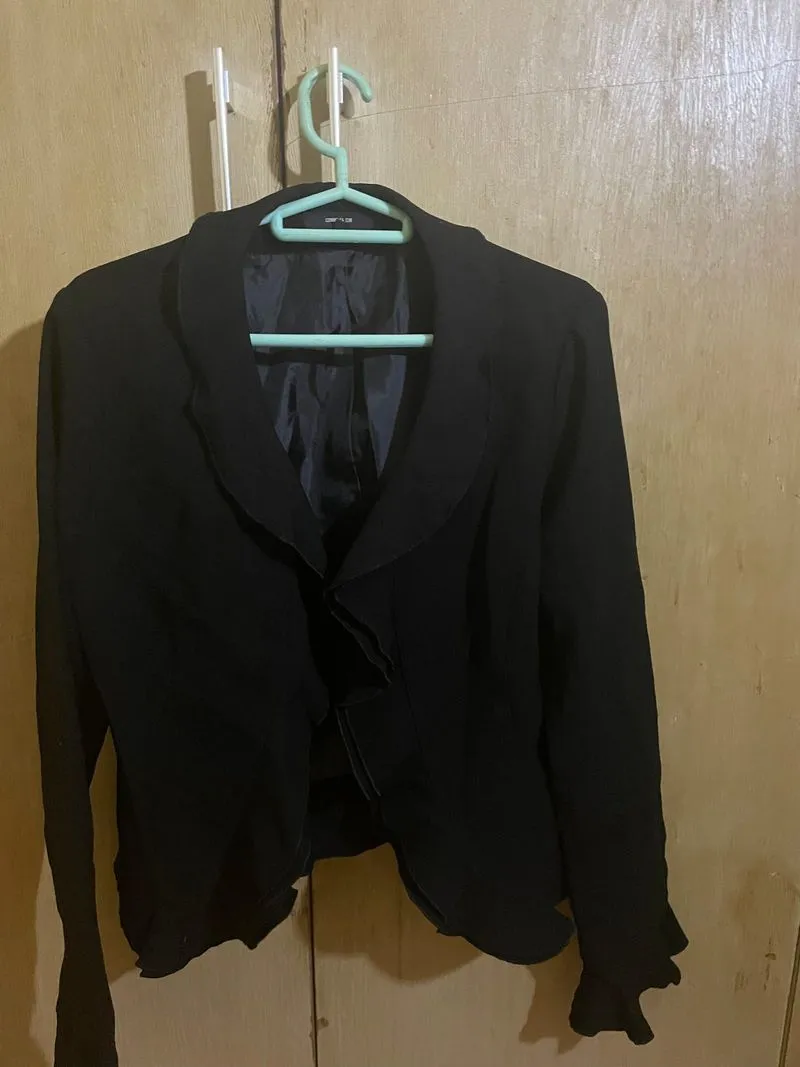 blazer photo 1