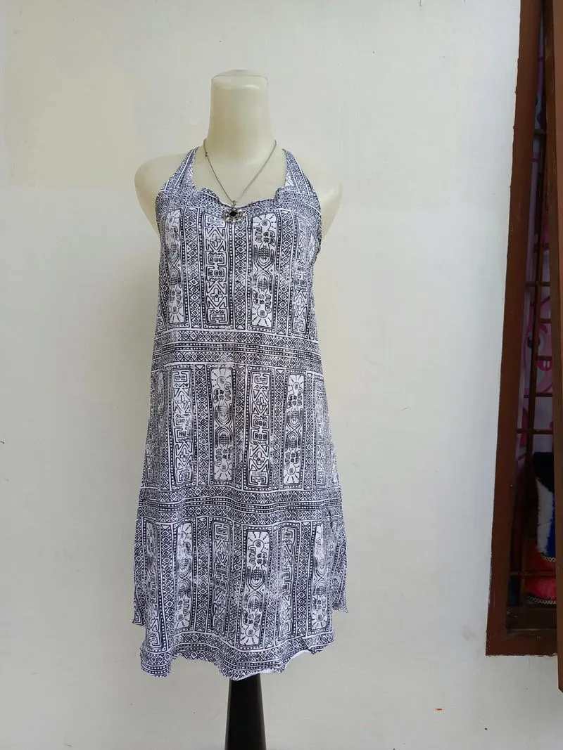 Tanktop dress insight photo 1