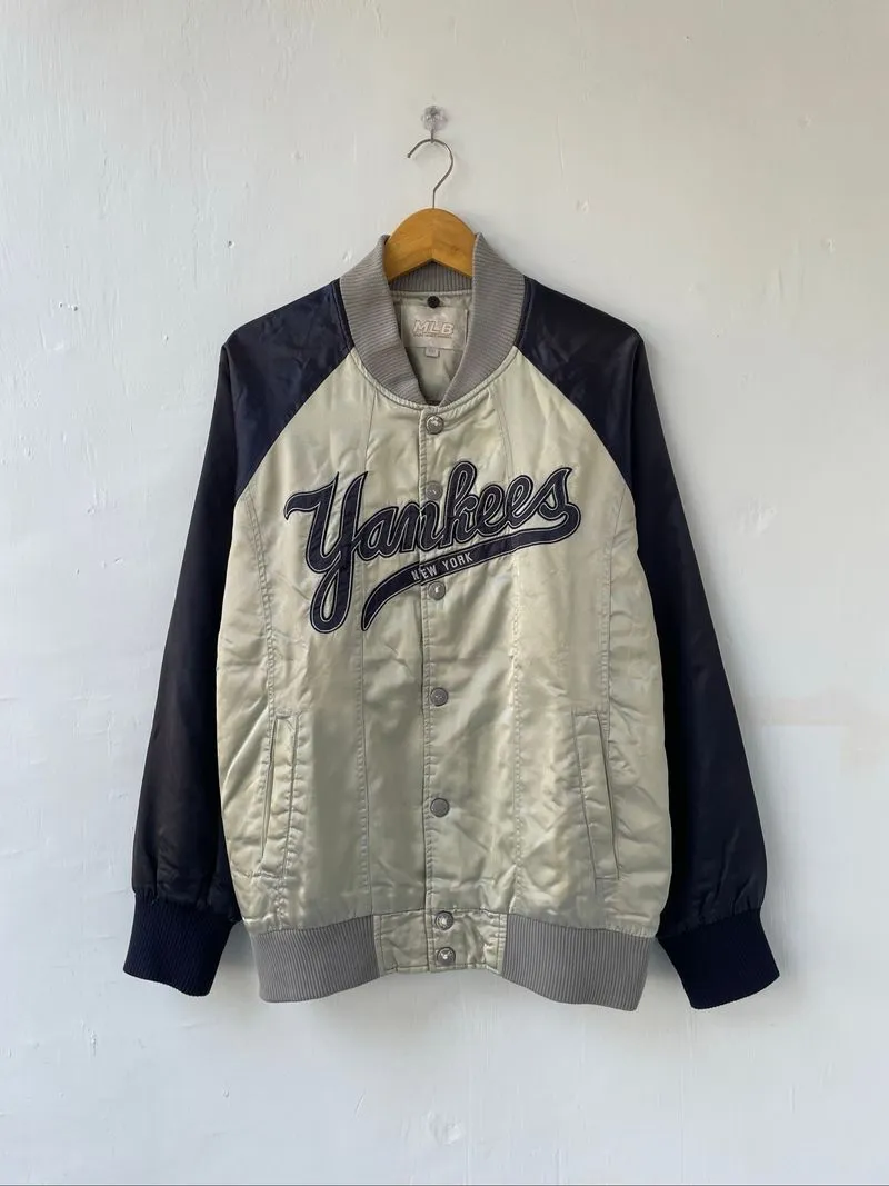 New York Yankees Varsity Hoodie photo 1