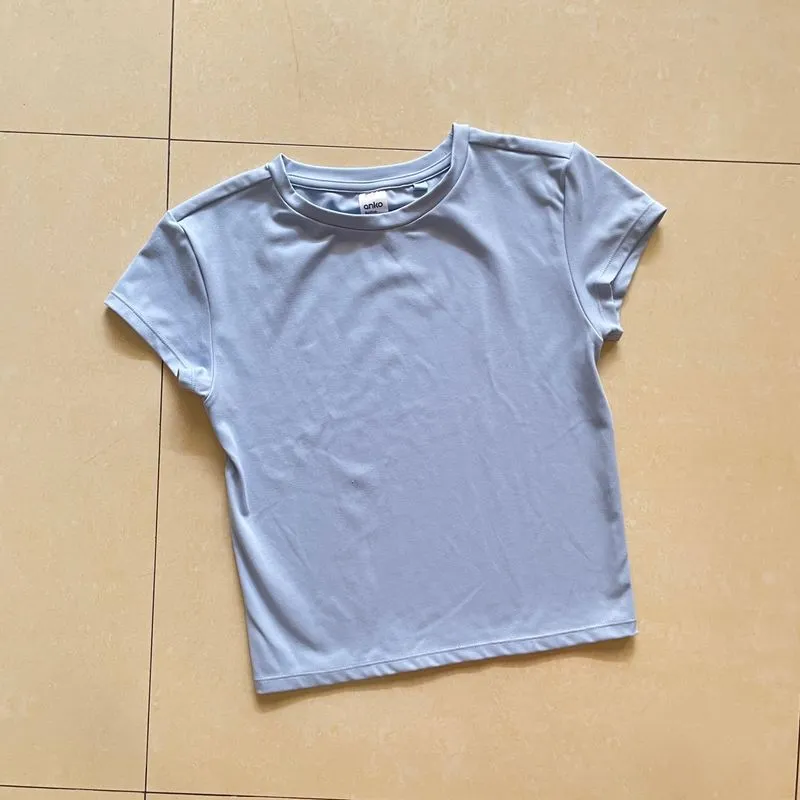 Preloved Gym Crop Top Sky Blue Kaos Olahraga Tennis Pilates  photo 1
