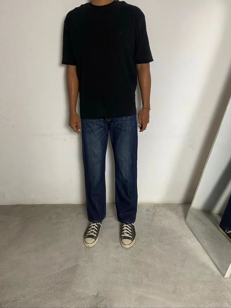 UNIQLO KAIHARA REGULAR JEANS photo 1