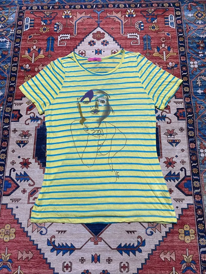 tshirt photo 1