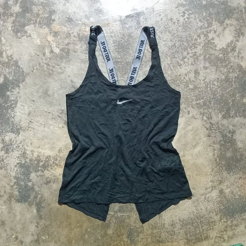 ASYMETRISH TANKTOP NIKE photo 1