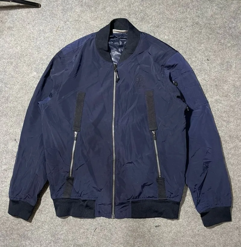 JAKET BOMBER REEBOK RARE SIZE XL photo 1