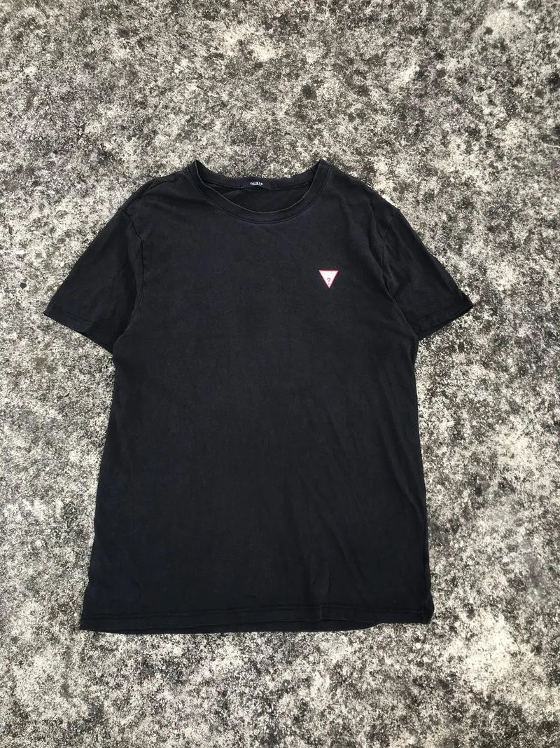 T-shirt Guess photo 1