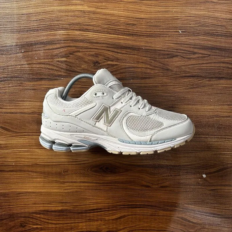 New Balance 2002r "Moonbeam" photo 1