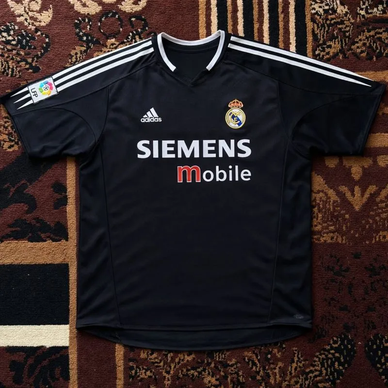 Jersey Adidas Real Madrid 2004/2005 (Ronaldo) photo 1